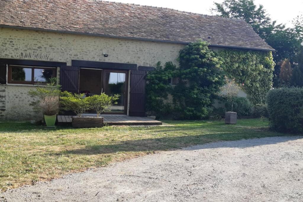 Gite De La Grange Ruille-en-Champagne Экстерьер фото